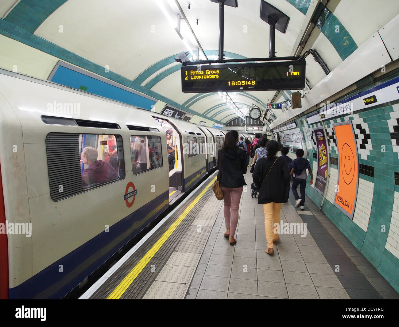 London underground station platform Stock Photo