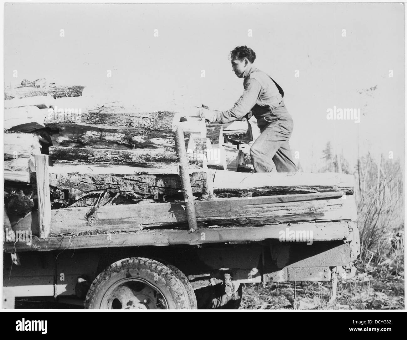 Vintage flatbed truck hi-res stock photography and images - Alamy