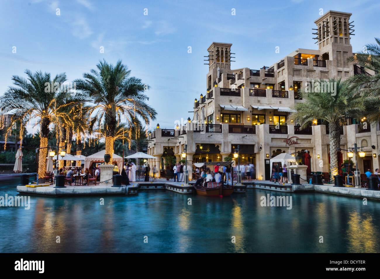 Night view of Madinat Jumeirah hotel Stock Photo