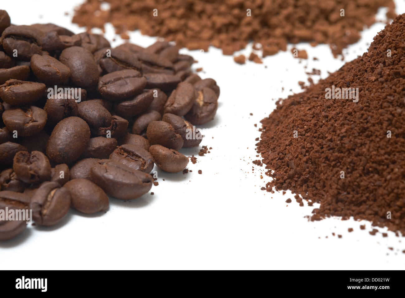 Pile of Coffee Beans Background Stock Photo - Alamy