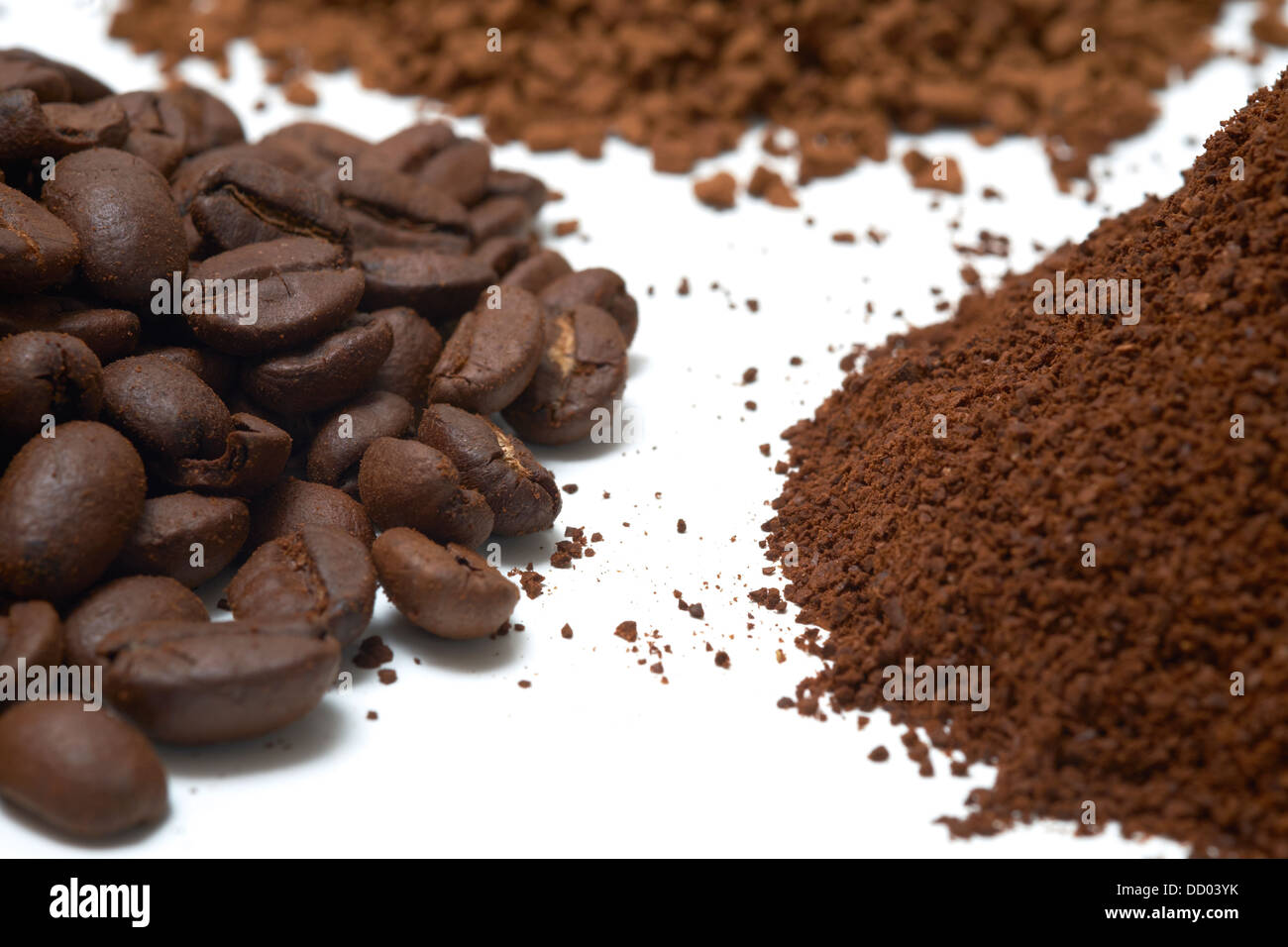 Pile of Coffee Beans Background Stock Photo - Alamy