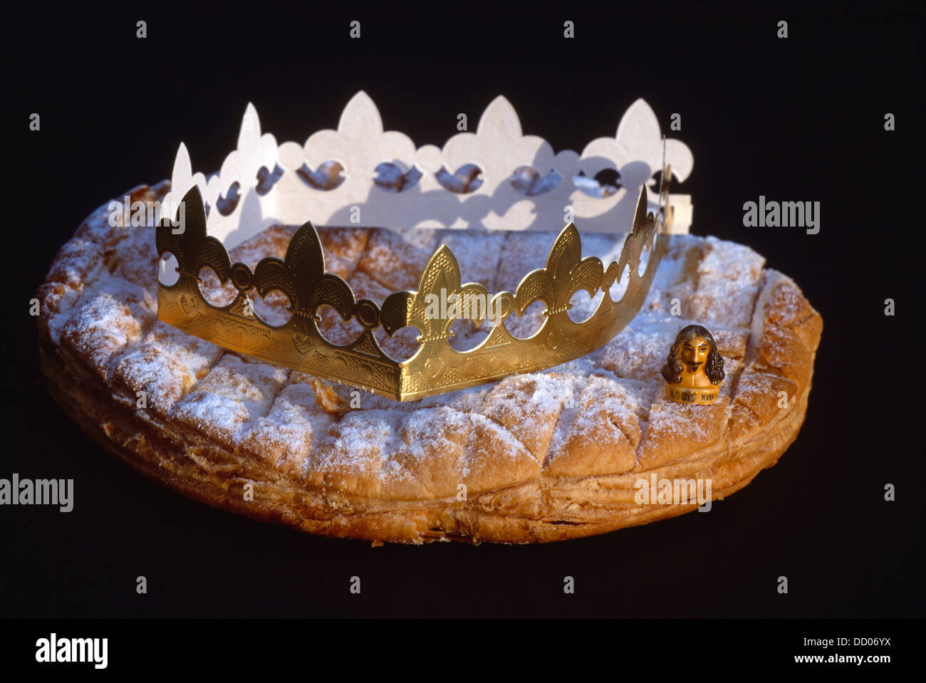 La Galette Des Rois French King Cake With Feve And Crown Usually Shared On The Epiphany To Celebrate The Arrival Of The Three Wise Men In Bethlehem Stock Photo Alamy
