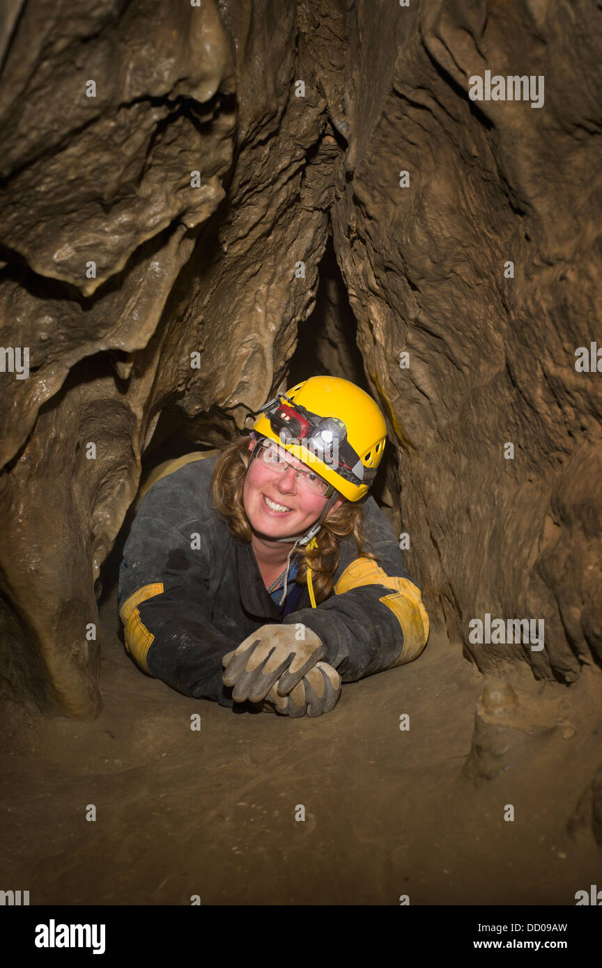 Woman caving spelunking cave hi-res stock photography and images - Alamy