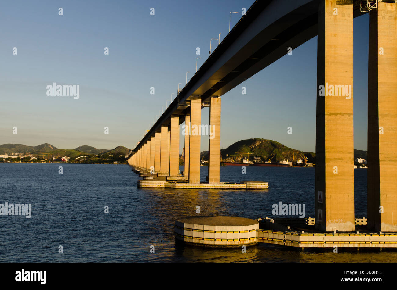 Rio Niteroy Bridge, One of the biggest bridges in the world, crossing Guanabara Bay, Rio de Janeiro, Brazil Stock Photo
