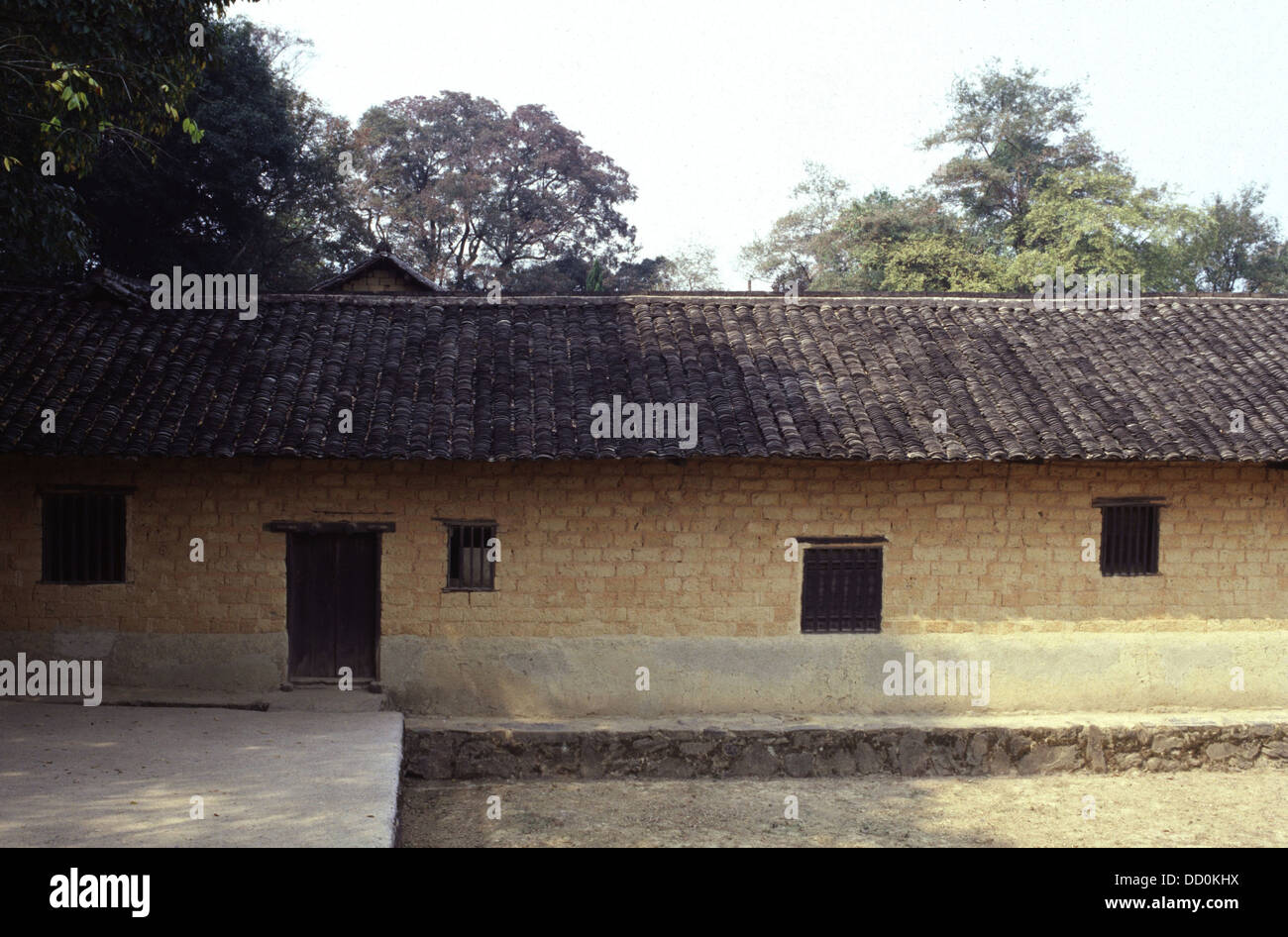 View of the former residence built in the late Qing Dynasty in which Mao Zedong or Mao Tse-tung also known as Chairman Mao was born and spent his childhood in the town of Shaoshan located on the mid-eastern Hunan and the mid-north of Xiangtan in China Stock Photo
