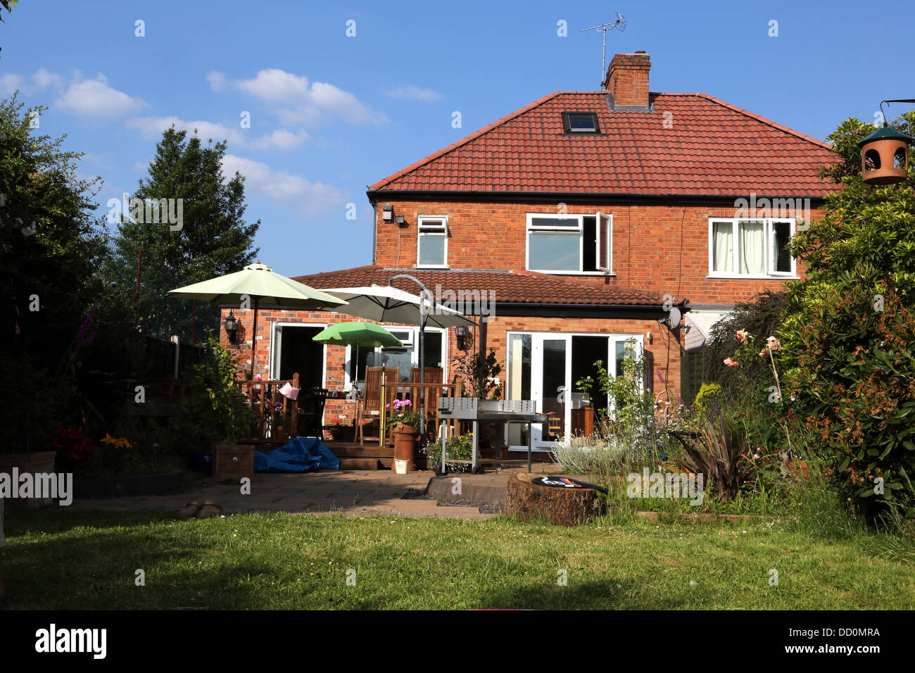 Semi Detached House and Garden With Decking Birmingham West Midlands