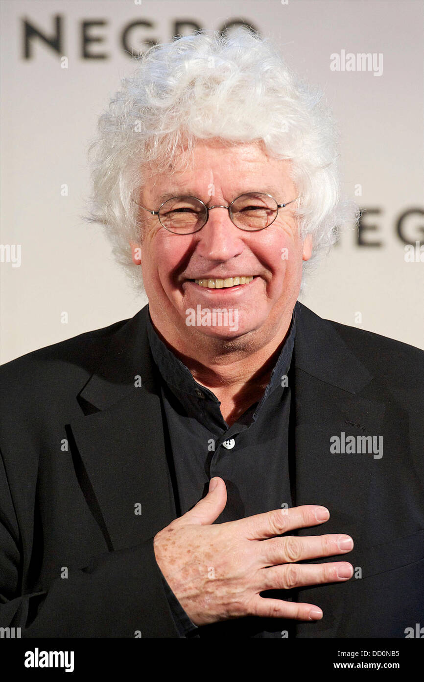 Jean jacques annaud hi-res stock photography and images - Alamy