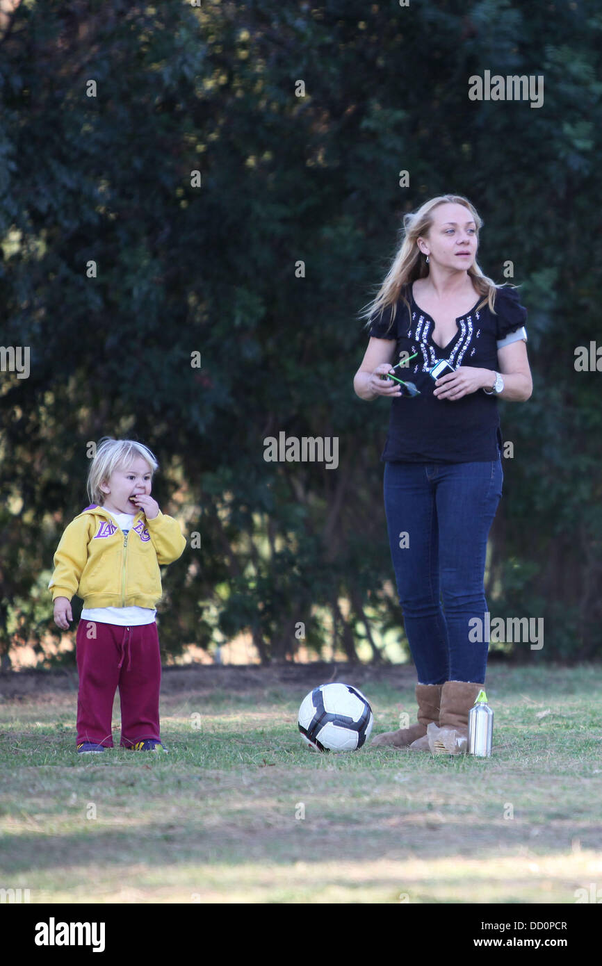 The King of Queens' actress Nicole Sullivan and her son Beckett play a