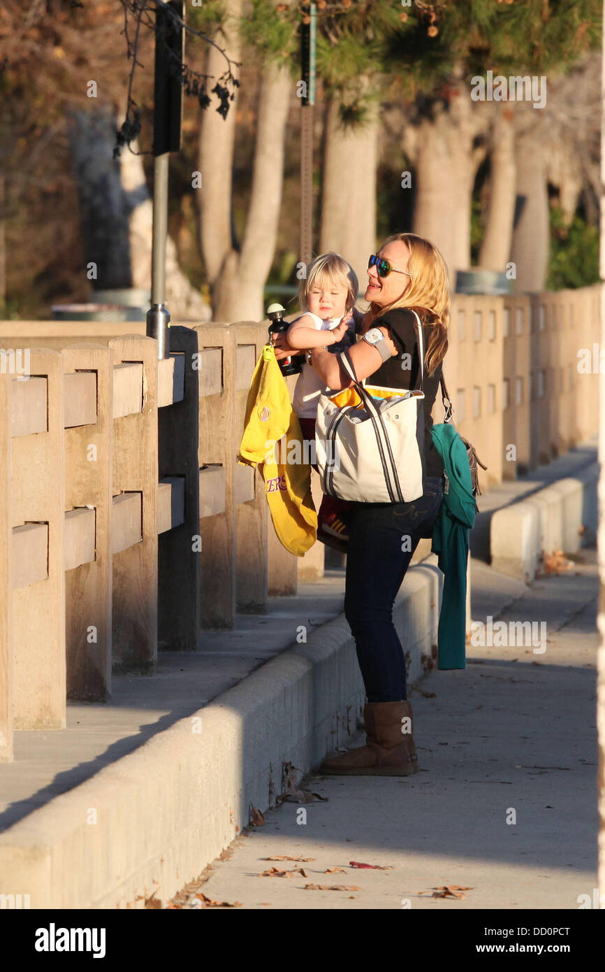 The King of Queens' actress Nicole Sullivan and her son Beckett leave(02)