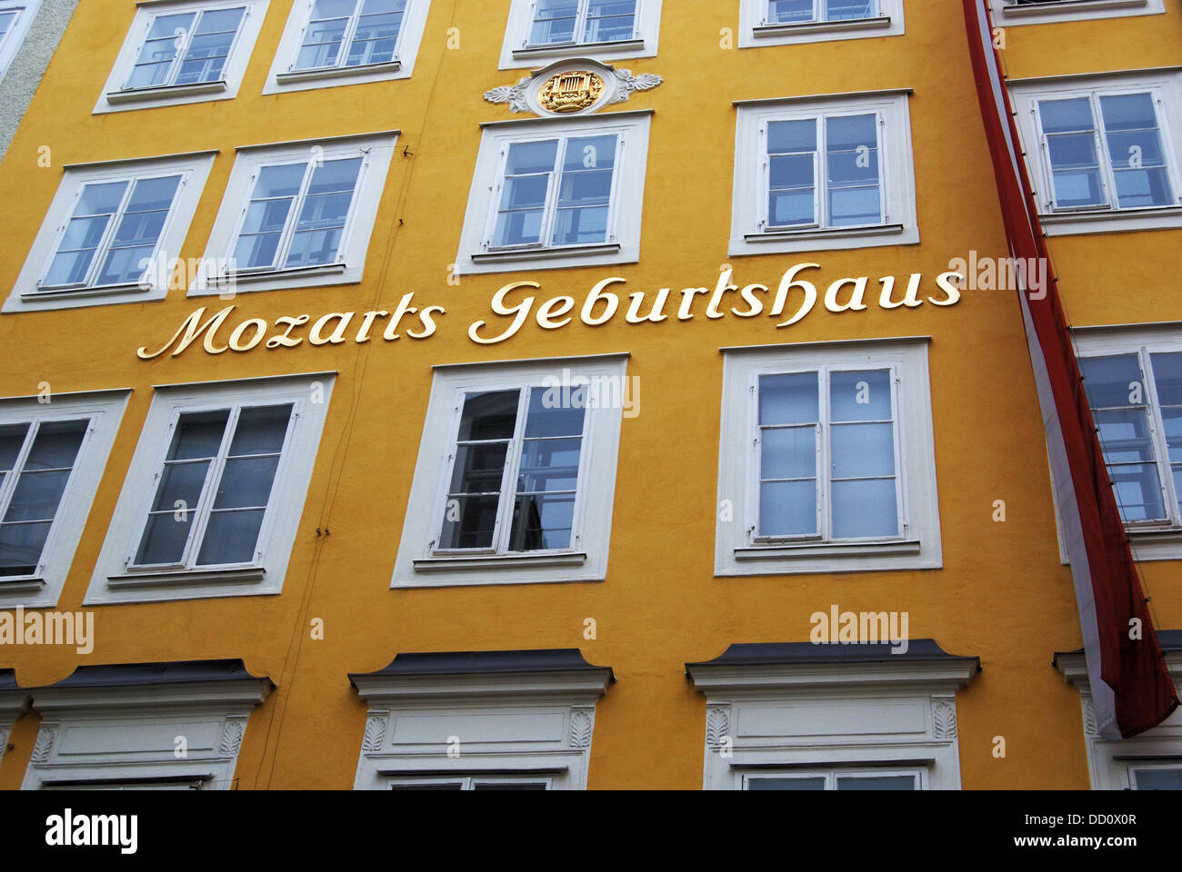 Wolfgang amadeus mozart's birthplace hi-res stock photography and ...