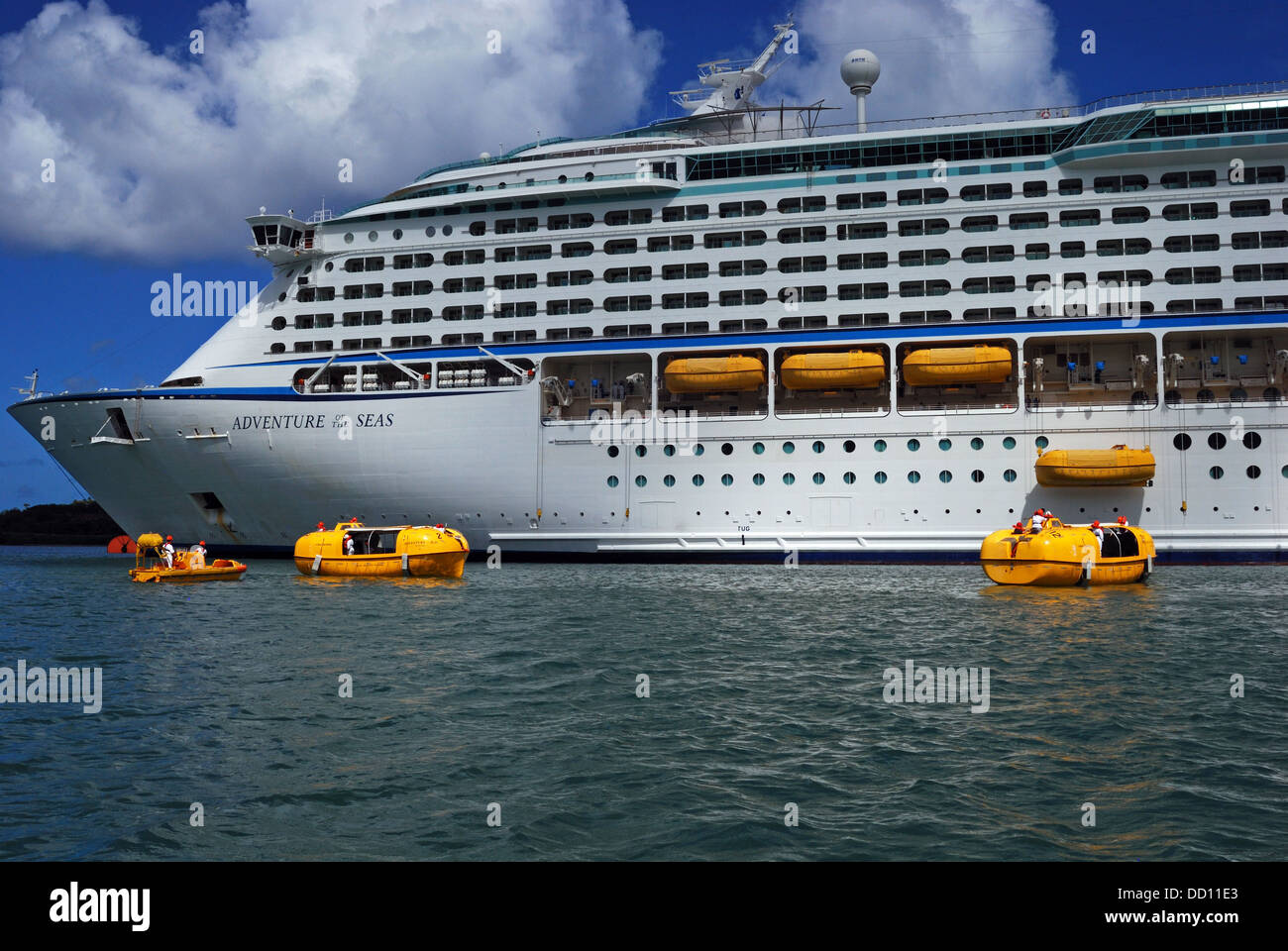 Life Raft High Resolution Stock Photography And Images Alamy