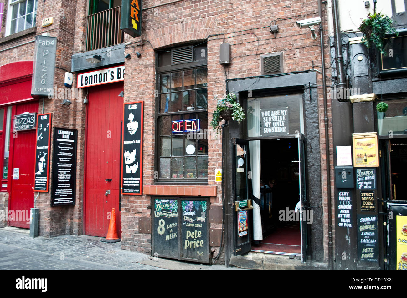 Beatles pubs and bars,The Cavern Quarter, Matthew Street, Liverpool, UK