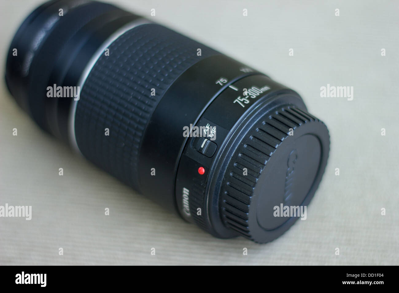 Canon 75 300 Hi Res Stock Photography And Images Alamy
