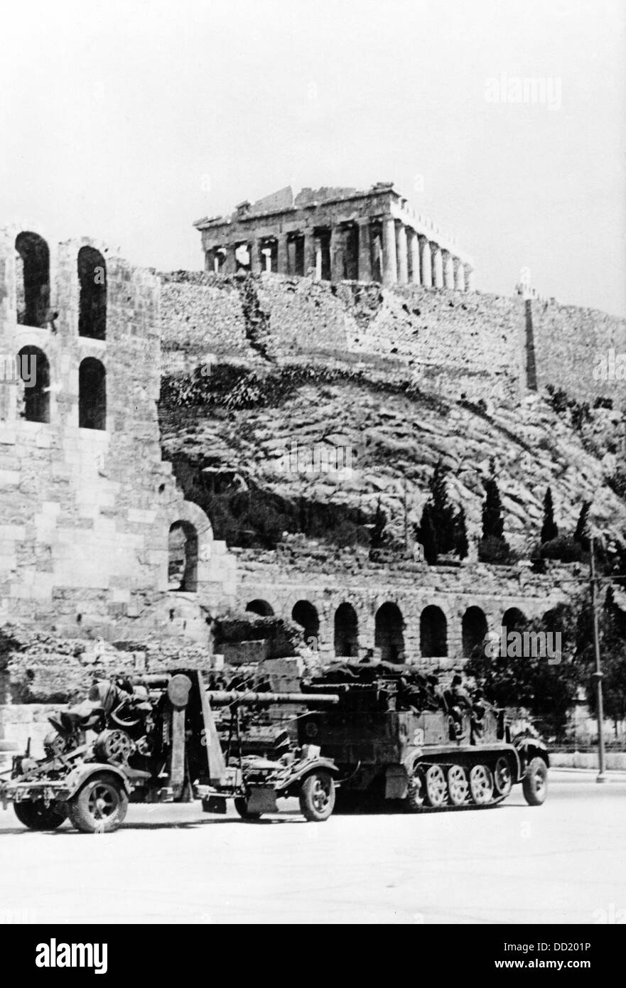 The image from the Nazi Propaganda! shows artillery of the German Wehrmacht in front of the Acropolis in Athens, Greece, in May 1941. After the occupation of Greece in April to May 1941 by the German Wehrmacht and its Italian and Bulgarian allies, the country was highly exploited and suppressed by the occupation regime. Fotoarchiv für Zeitgeschichte Stock Photo