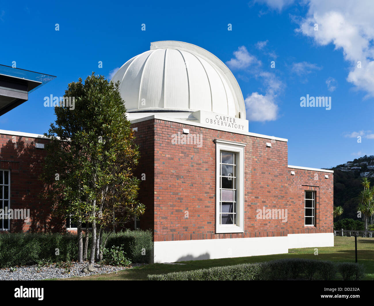 dh Carter Observatory WELLINGTON NEW ZEALAND Carter Observatory dome and Planetarium Botanic Gardens Stock Photo