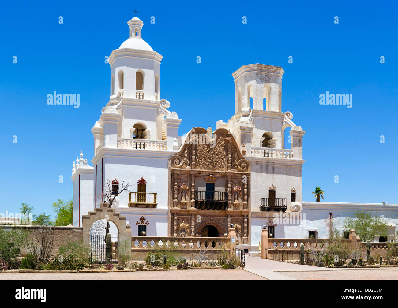 The historic Mission San Xavier del Bac, near Tucson, Arizona, USA Stock Photo