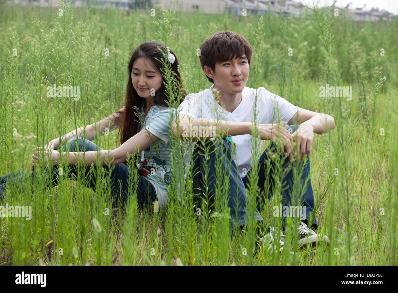 Asian couple outdoor hi-res stock photography and images - Alamy