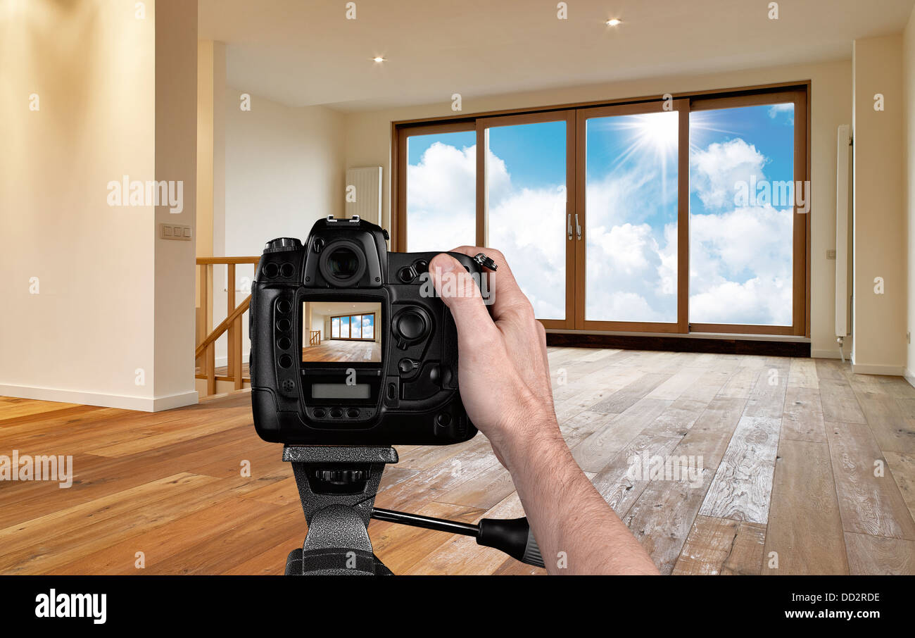 Empty living room hi-res stock photography and images - Alamy