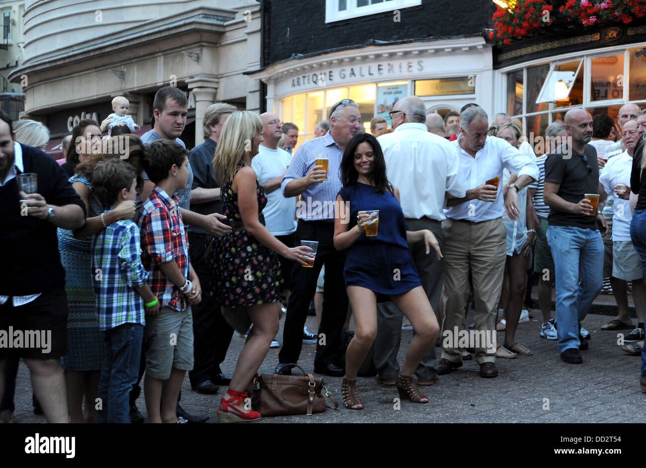 Local band Itchy Fingers had people dancing in The Lanes tonight as