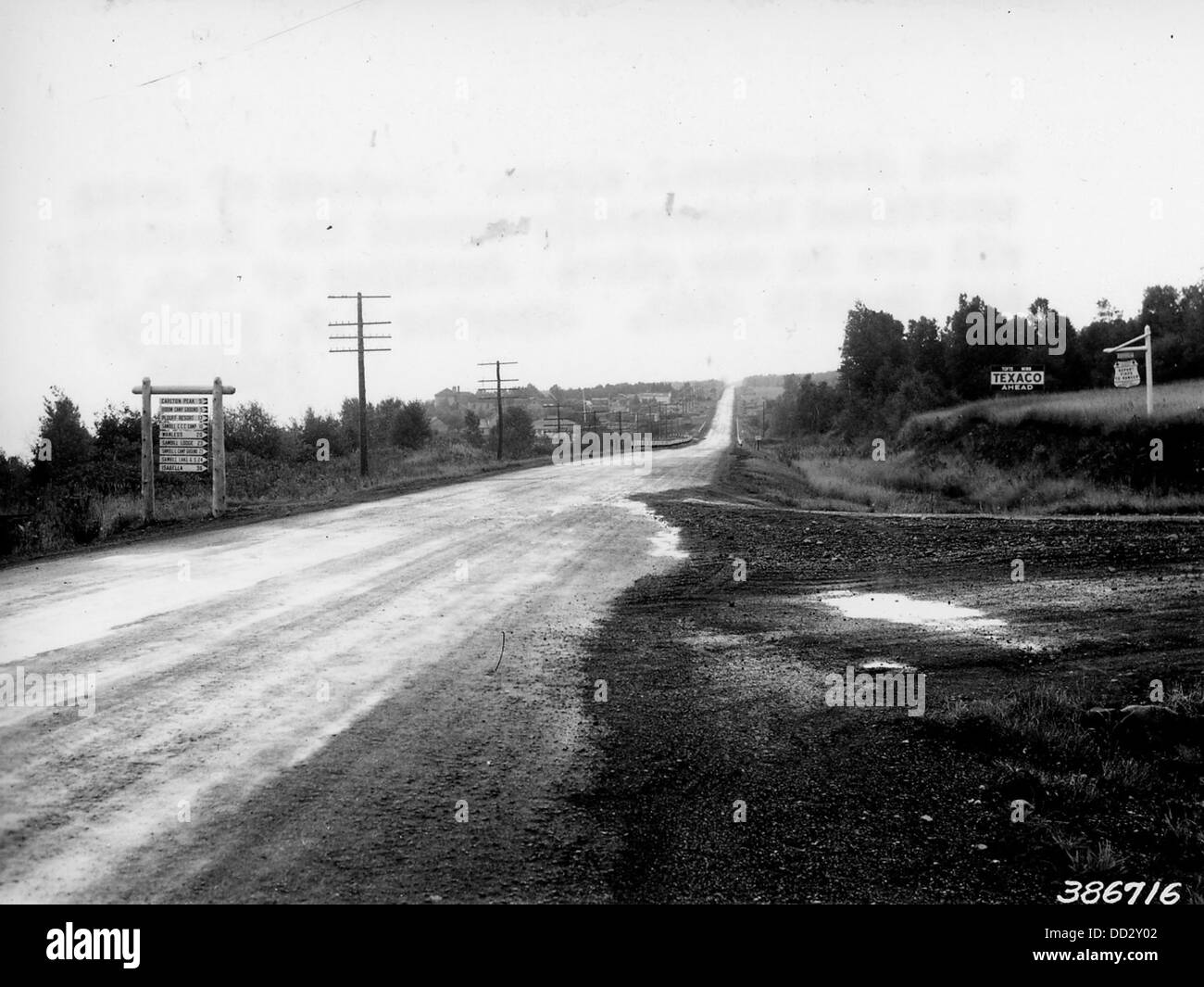 historic-road-signs-black-and-white-stock-photos-images-alamy