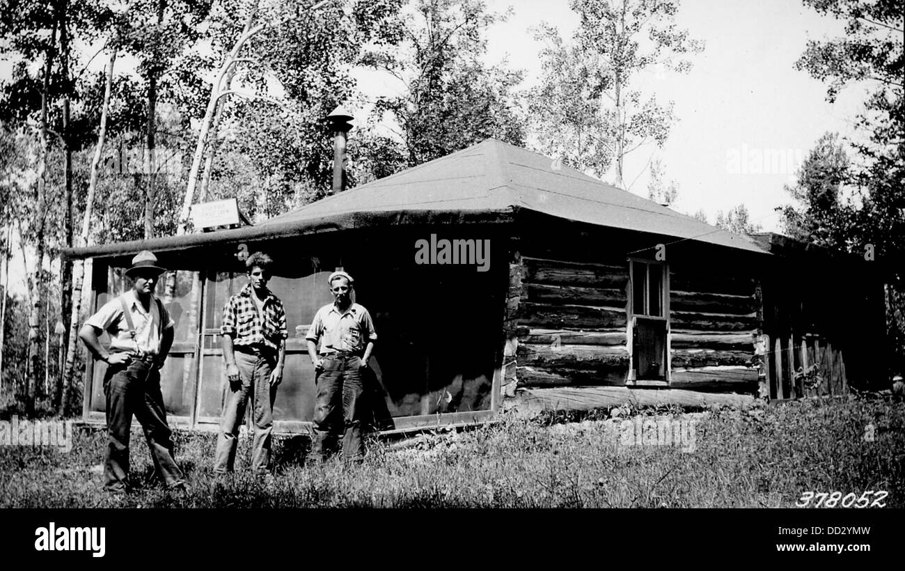 Sioux River Lookout Cabin 2128325 Stock Photo Alamy