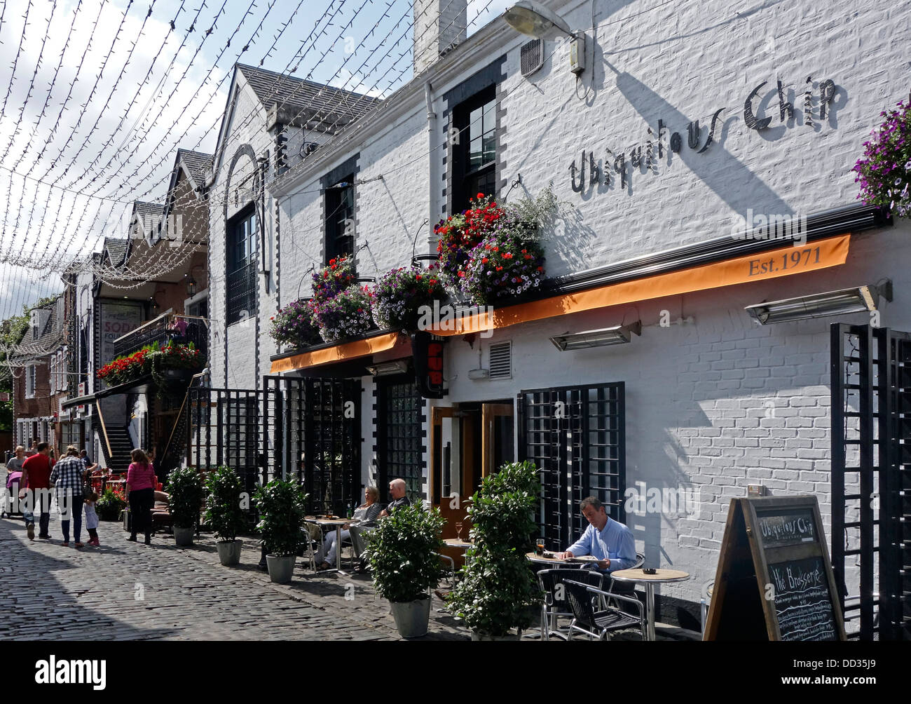 Glasgow byres street hires stock photography and images Alamy