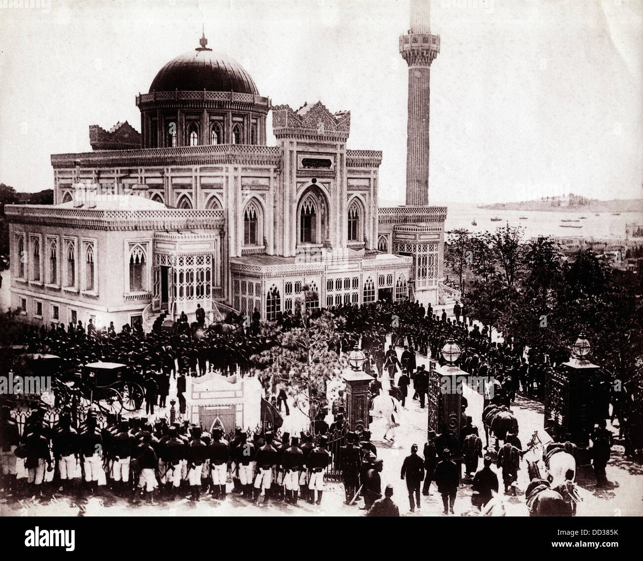 The Selamlik (Sultan's procession to the mosque) at the Yıldız Hamidiye Mosque, Istanbul, Turkey, ca 1880, by Abdullah Freres Stock Photo