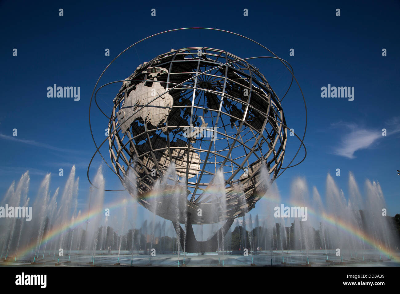 Flushing Meadows-Corona Park, Queens, NewYork, August 24, 2013 The Unisphere and rainbow at site of the 2013 US Open Tennis Championships which begins Monday August 26. Credit:  PCN Photography/Alamy Live News Stock Photo