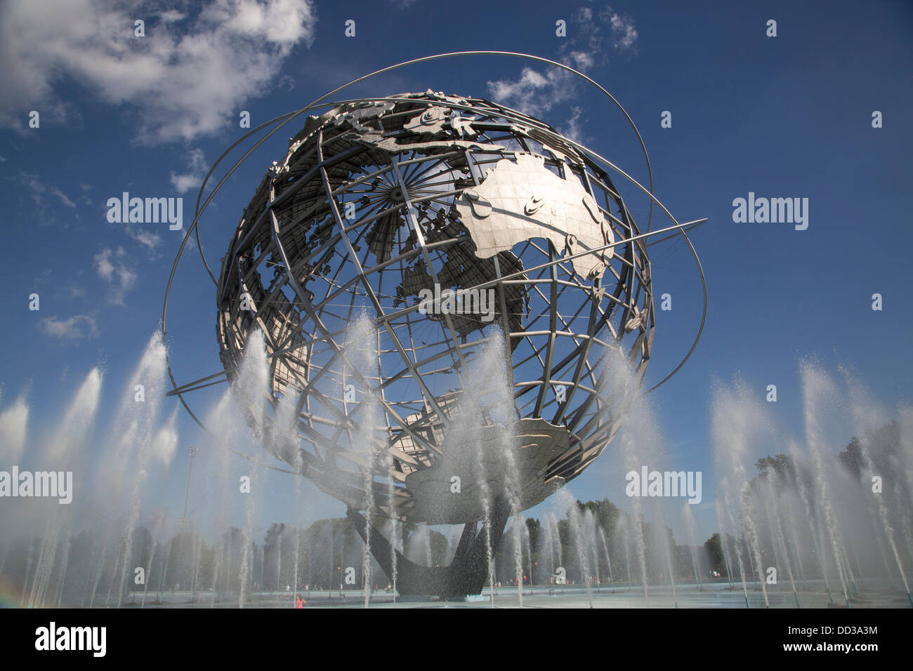 Flushing Meadows-Corona Park, Queens, NewYork, August 24, 2013 The Unisphere at site of the 2013 US Open Tennis Championships which begins Monday August 26. Credit:  PCN Photography/Alamy Live News Stock Photo