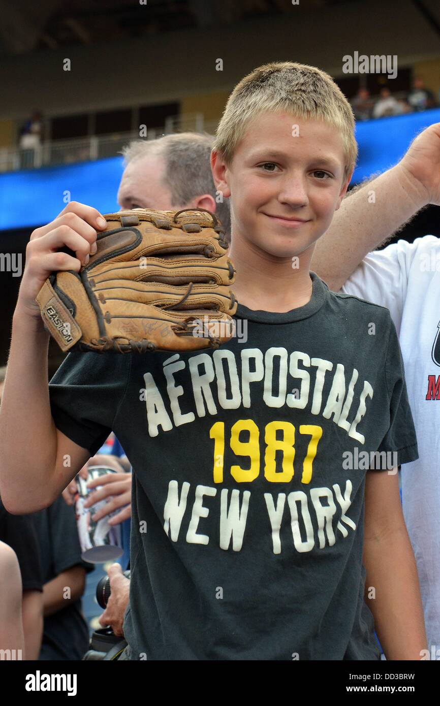 Throwback uniforms hires stock photography and images Alamy