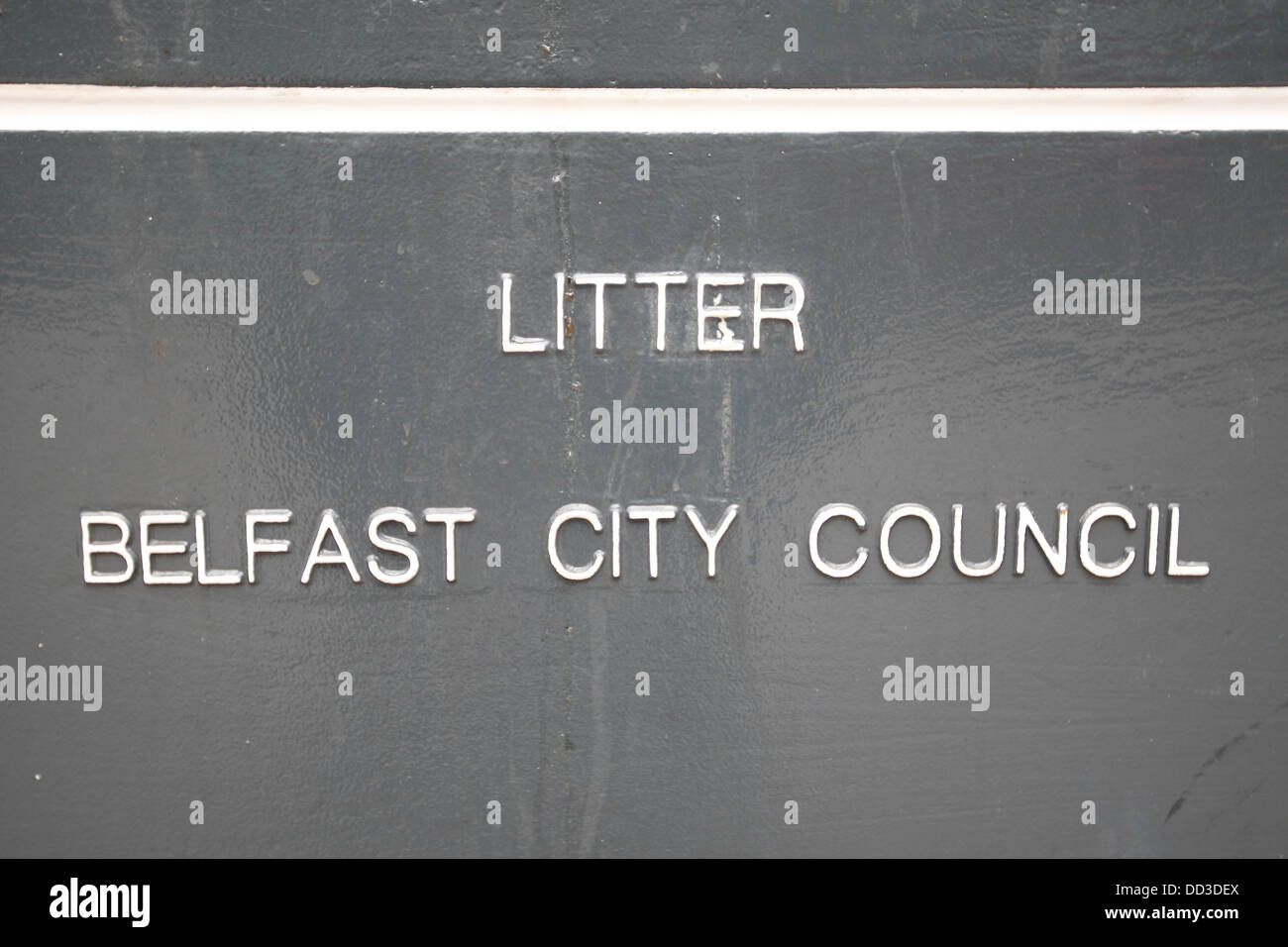 Litter Bin with Litter, Belfast City Council Stock Photo Alamy