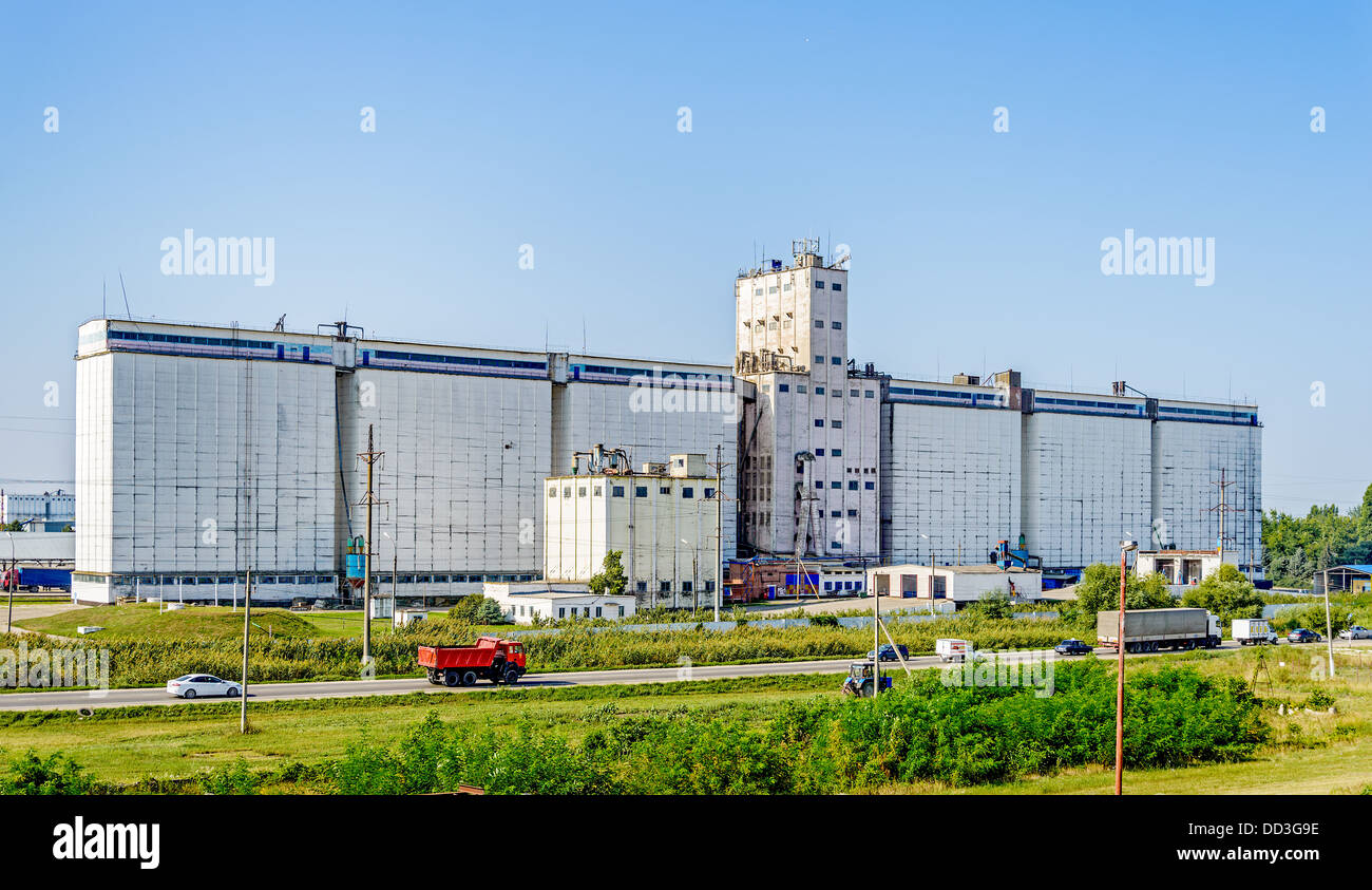 The huge grain elevator in Russia Stock Photo Alamy