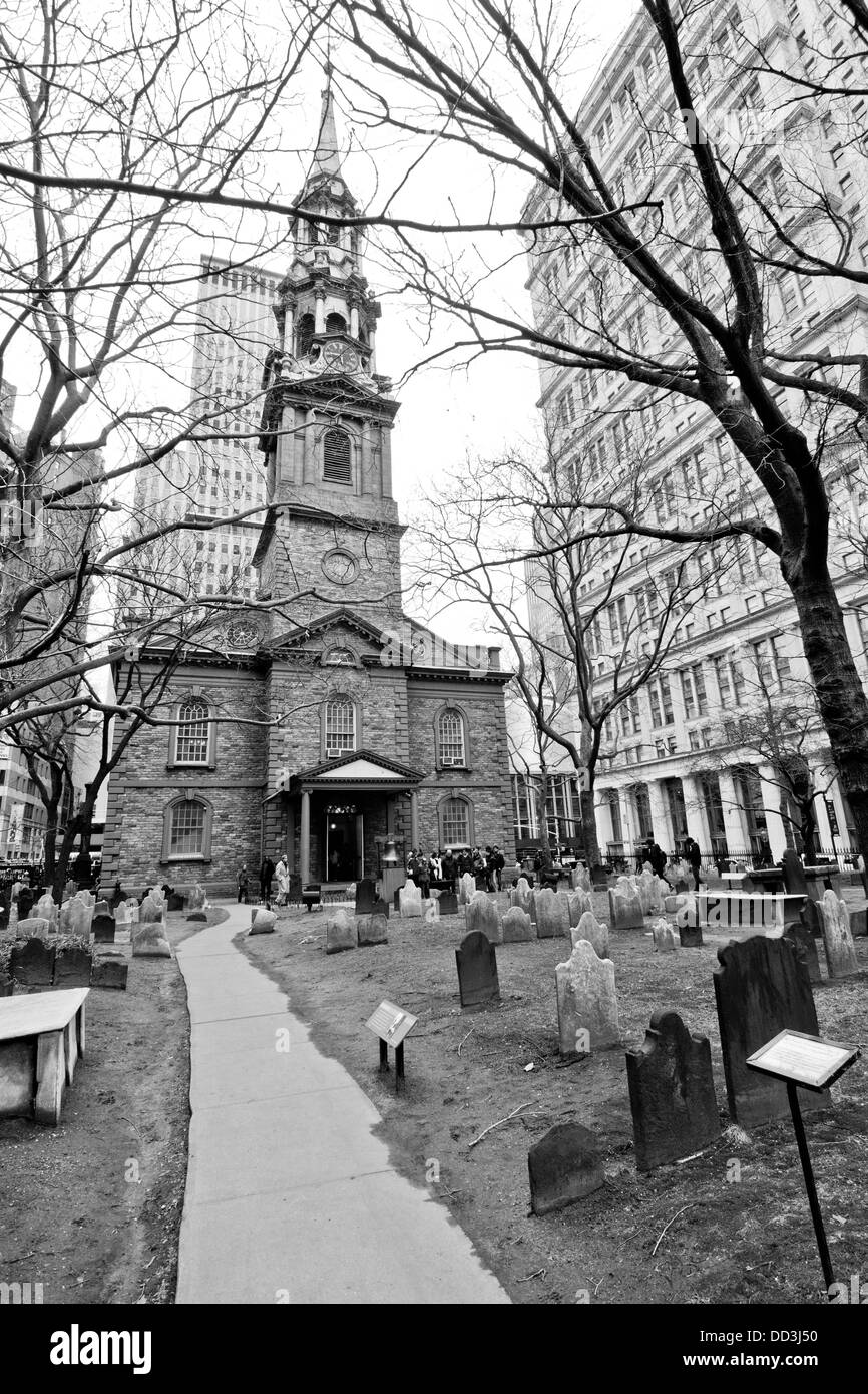 St. Paul's Chapel, New York, Ground Zero, B&W, Capilla de San Pablo Stock Photo