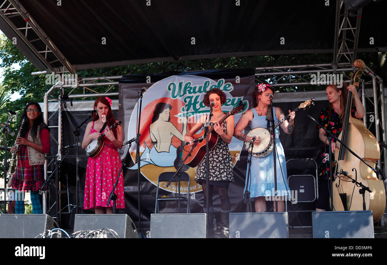 Dún Laoghaire, County Dublin, Ireland. 25th August 2013. The Ukulele