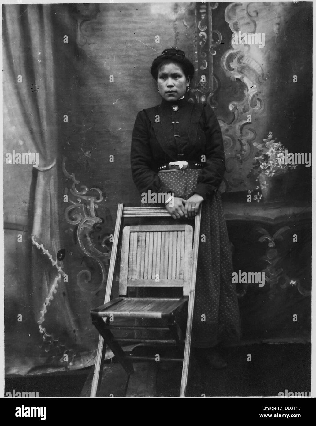 Indigenous indian woman Black and White Stock Photos & Images - Alamy
