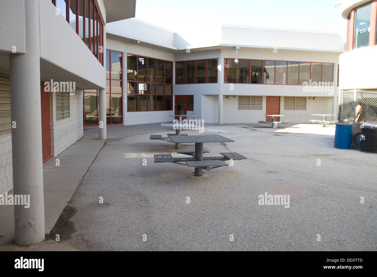 Lincoln Correctional Center (LCC) located in Lincoln, Nebraska, Medium and Maximum security inmates. Housing unit. Stock Photo