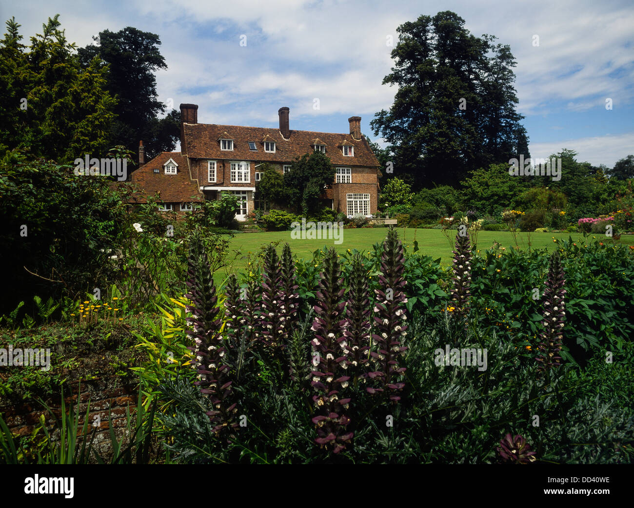 Great Comp manor House and garden. Borough Green, Kent Stock Photo Alamy