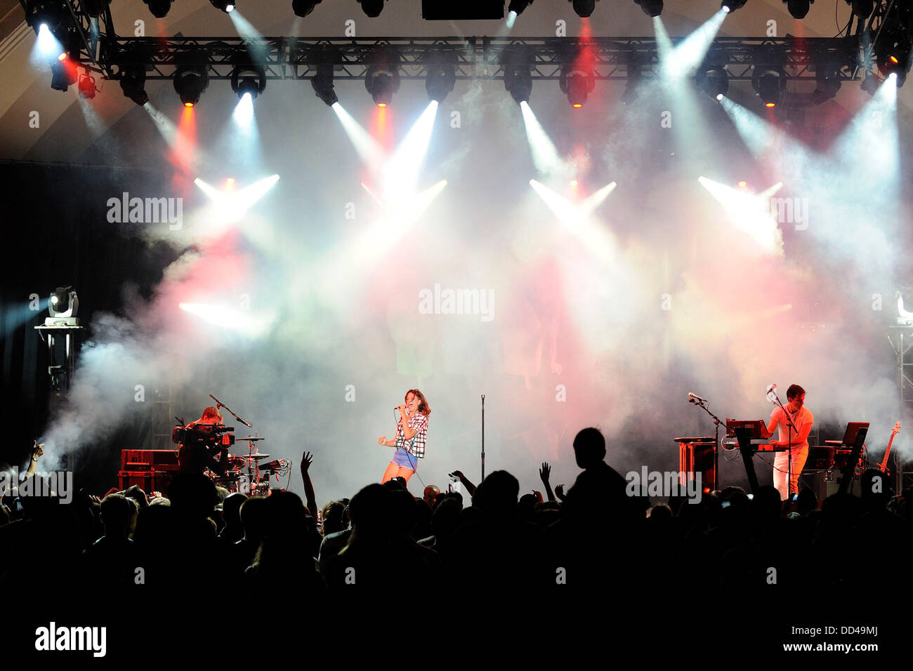 Electronic music band hires stock photography and images Alamy