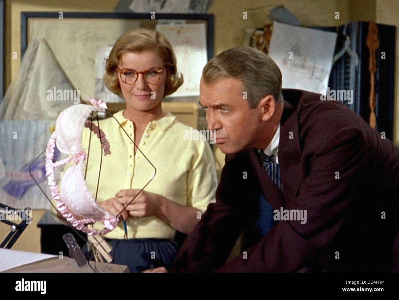 Barbara Bel Geddes Vertigo Hi res Stock Photography And Images Alamy barbara-bel-geddes-vertigo-hi-res-stock-photography-and-images-alamy