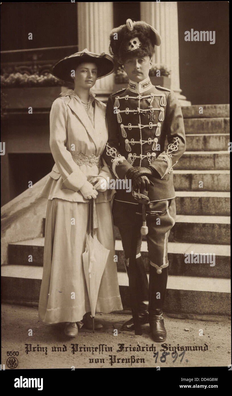 Ak Prinz und Prinzessin Friedrich Sigismund von Preußen, Totenkopfhusar,NPG 5560; Stock Photo