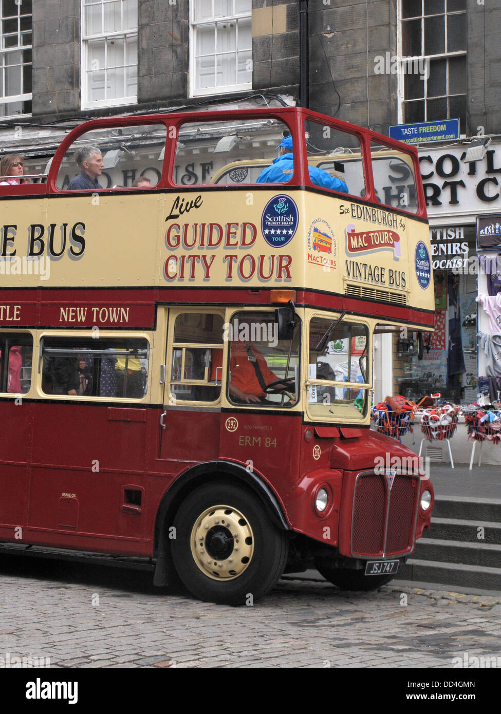 Routemaster Vintage Double Decker Edinburgh Tour Bus, Lawnmarket, The Royal Mile, Edinburgh, Scotland, UK Stock Photo