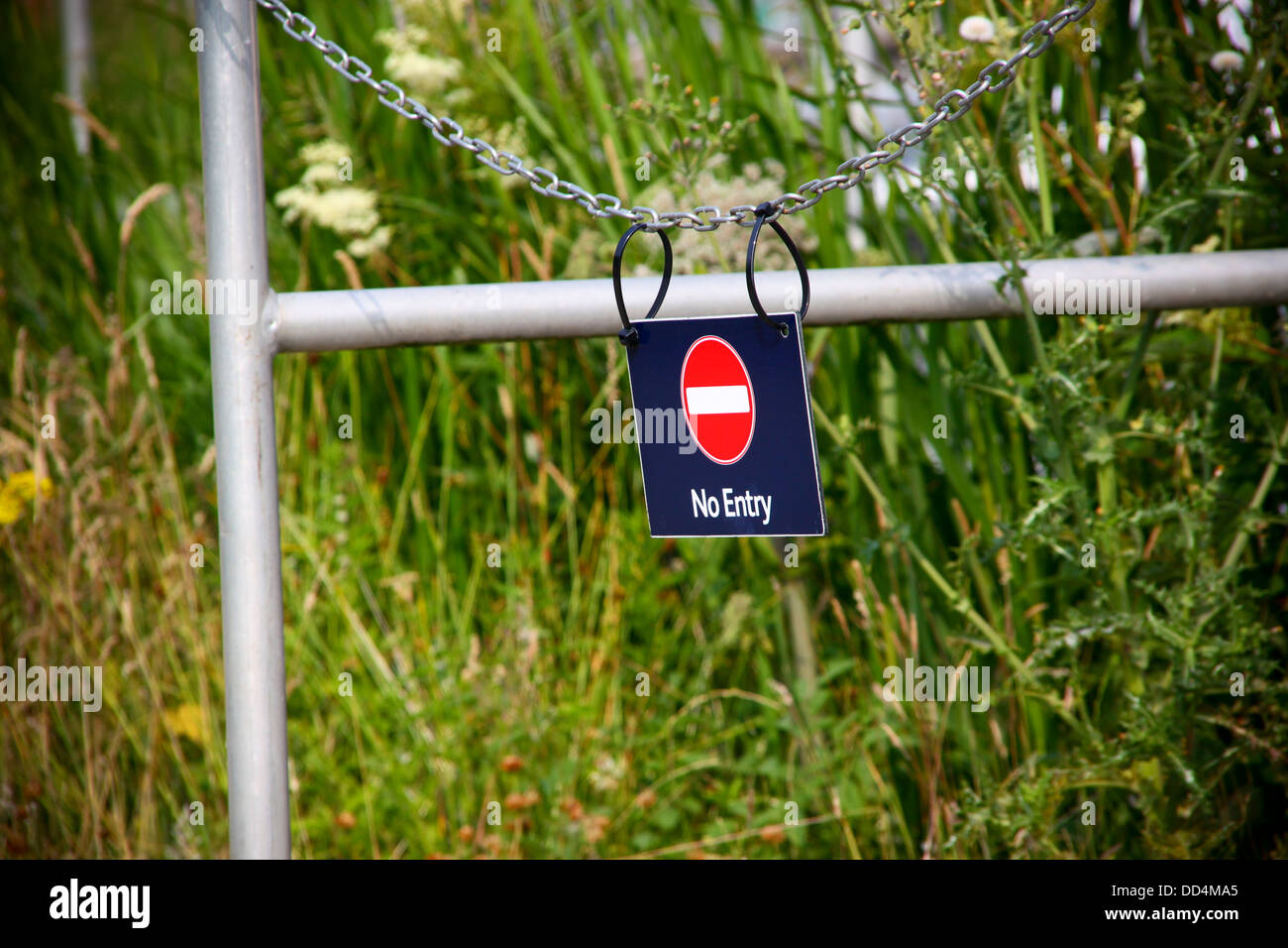No entry sign on chain Stock Photo Alamy