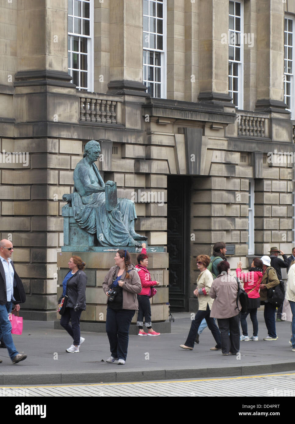 Hume statue royal mile high hires stock photography and images Alamy