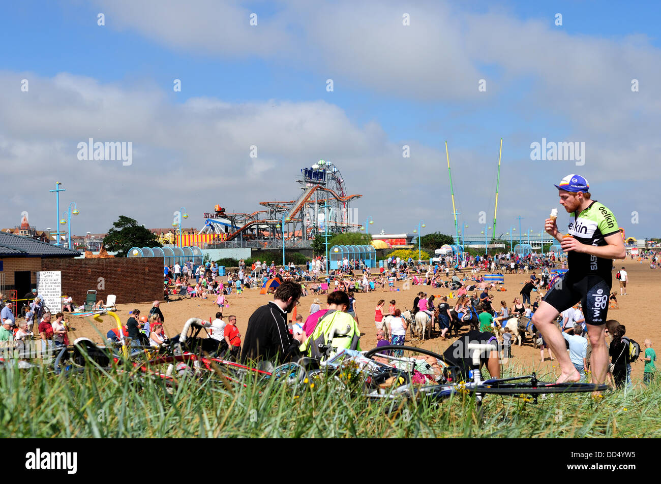 Holiday town of skegness hires stock photography and images Alamy