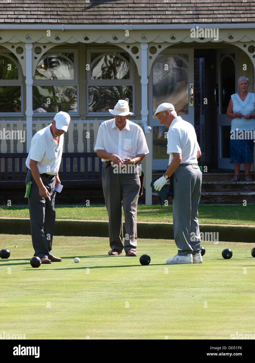 Score bowls hi-res stock photography and images - Alamy