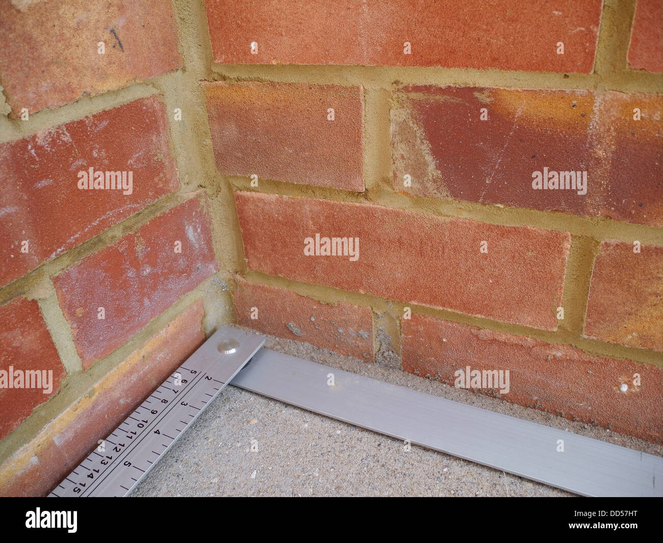 Bad brickwork badly laid bricks Stock Photo Alamy