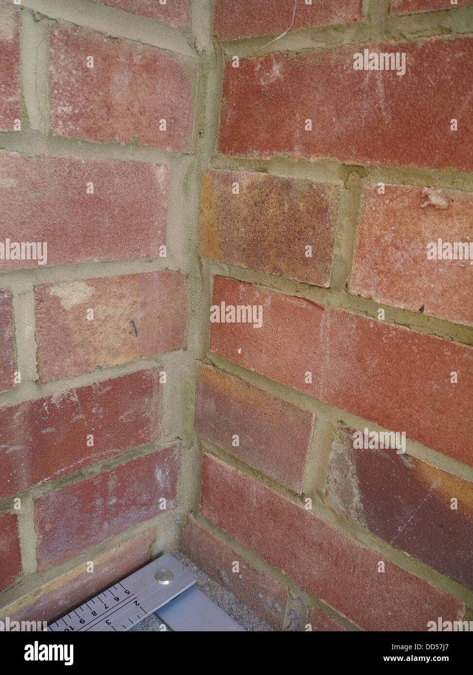 Bad brickwork badly laid bricks hires stock photography and images Alamy