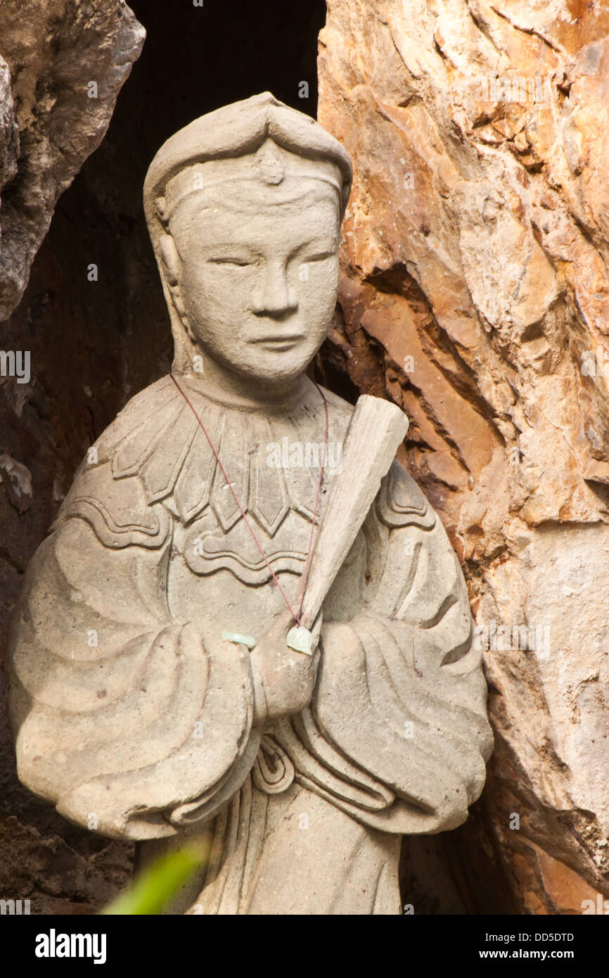 Chinese military statue hires stock photography and images Alamy