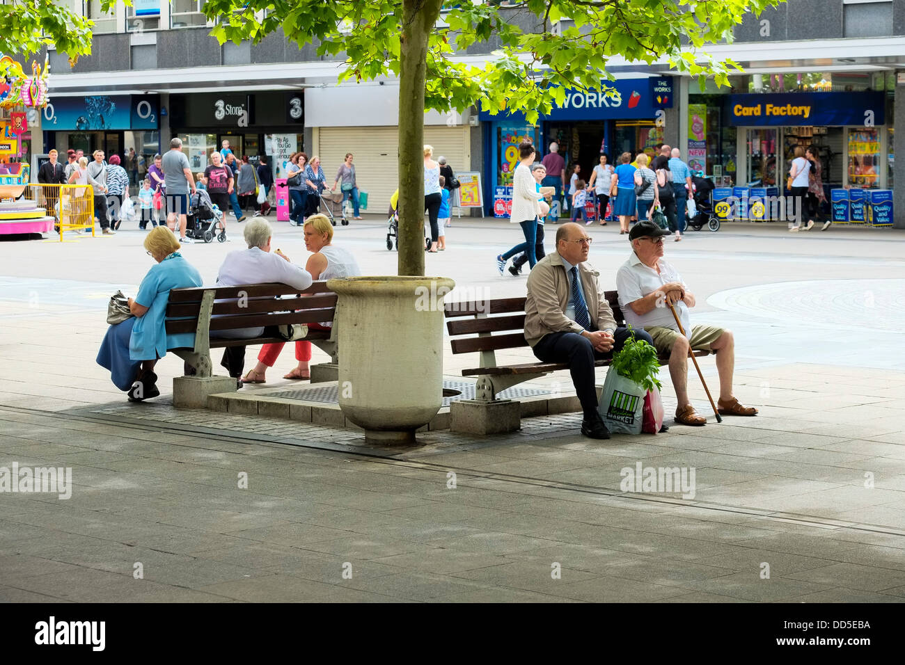 People in Basildon Town Centre Stock Photo - Alamy