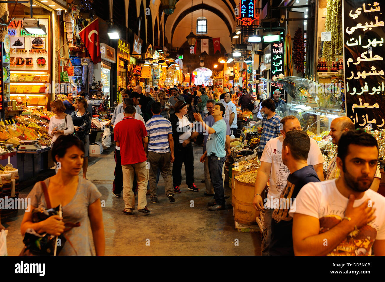 Spice Bazaar, Istanbul, Turkey Stock Photo - Alamy